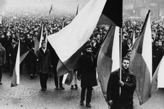 Němci zase jako okupanti? Dvě divize vojsk NDR v srpnu 68 hranice nakonec nepřejely